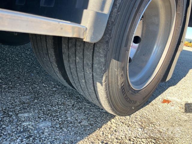 Fruehauf  侧帘拖车
