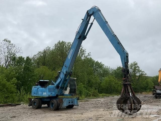 Fuchs MHL350 工业挖掘机