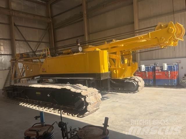 Fushun QUY160C 履带起重机