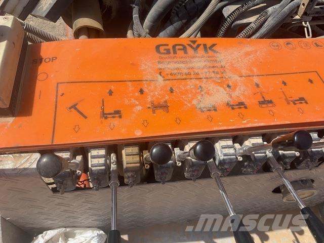  Gayk HRE3000 振动打桩锤