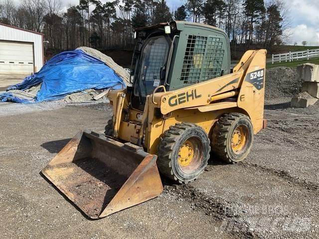 Gehl 5240E 滑移装载机