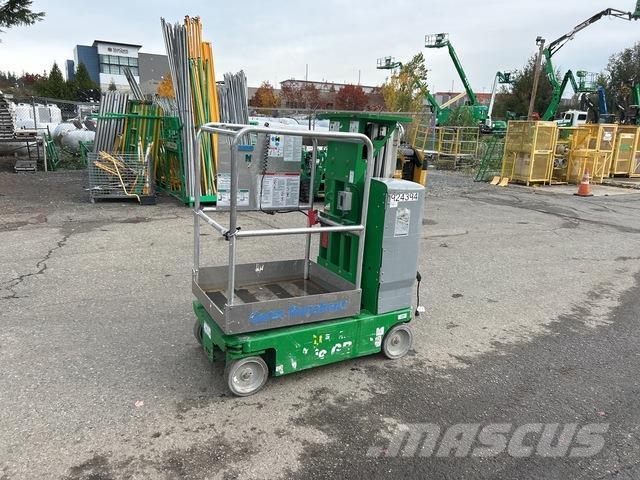 Genie GR-12 客货电梯