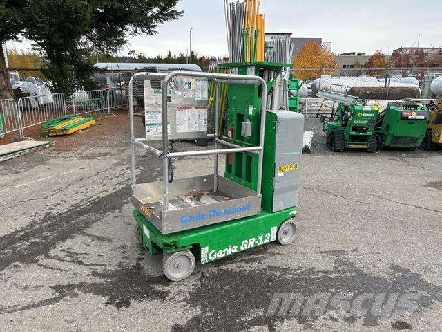 Genie GR-12 客货电梯