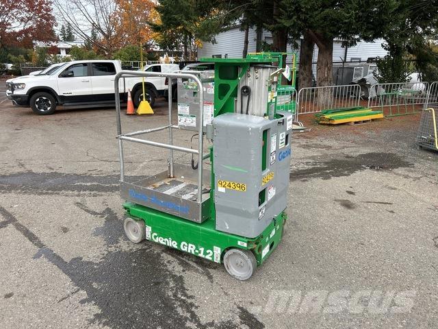 Genie GR-12 客货电梯