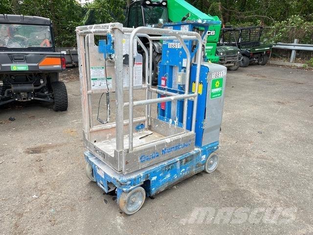 Genie GR-15 客货电梯