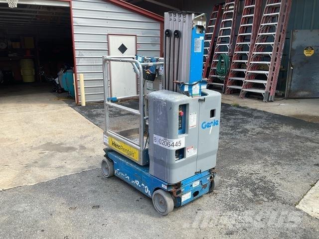 Genie GR-20 客货电梯