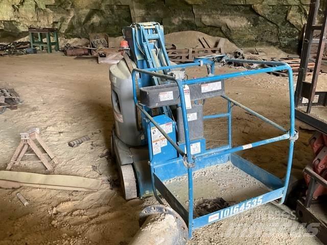 Genie GR-26J 客货电梯