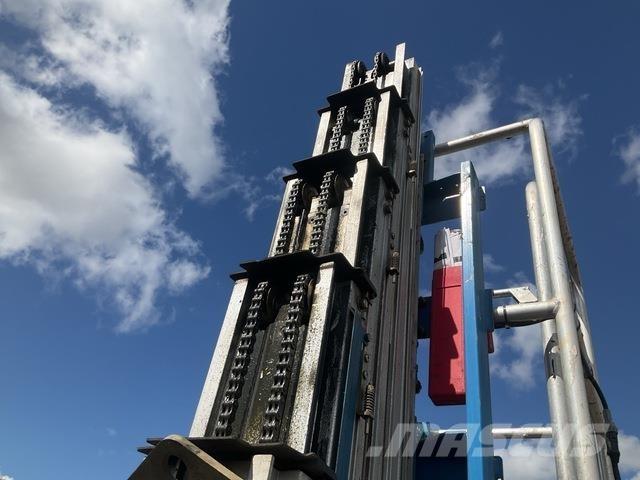 Genie GR20 曲臂高空工作平台