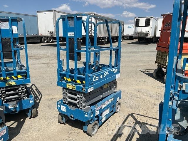 Genie GS-1330M 剪叉式升降机