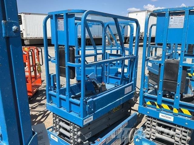 Genie GS-1330M 剪叉式升降机