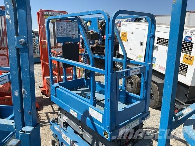 Genie GS-1330M 剪叉式升降机