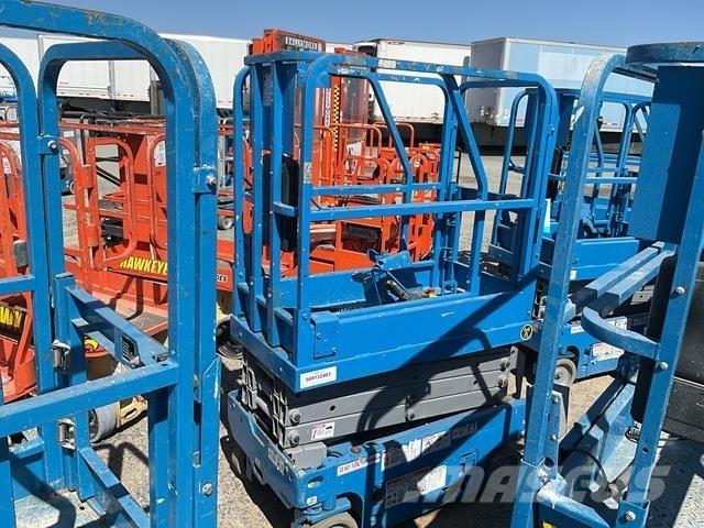 Genie GS-1330M 剪叉式升降机