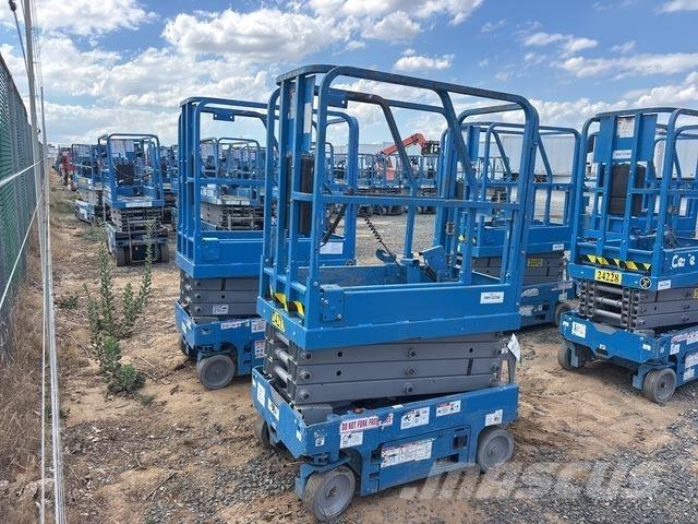 Genie GS-1330M 剪叉式升降机