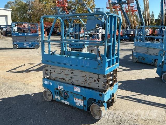 Genie GS-1930 剪叉式升降机