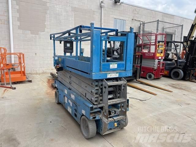 Genie GS-2632 剪叉式升降机