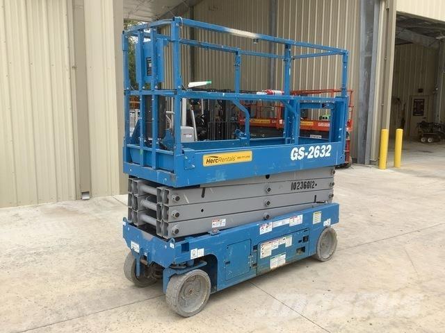 Genie GS-2632 剪叉式升降机
