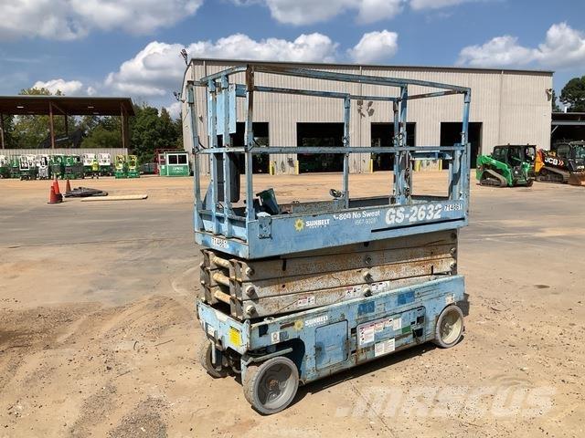 Genie GS-2632 剪叉式升降机
