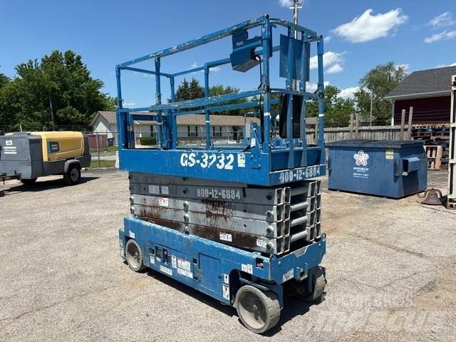 Genie GS-3232 剪叉式升降机