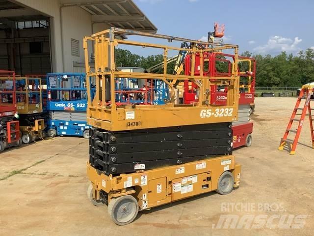 Genie GS-3232 剪叉式升降机