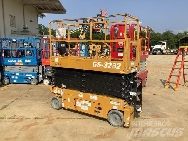 Genie GS-3232 剪叉式升降机
