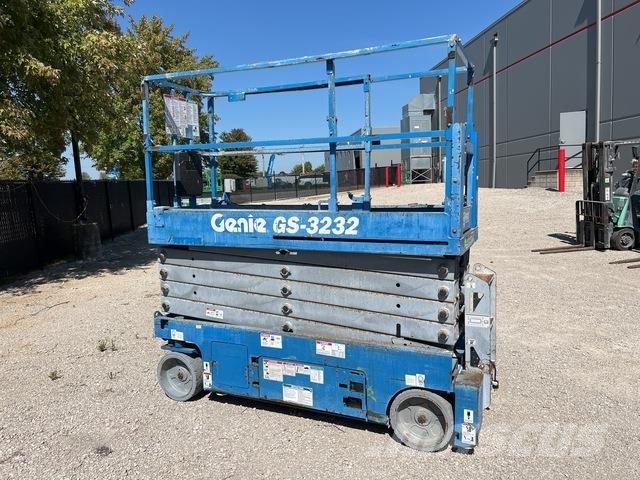 Genie GS-3232 剪叉式升降机