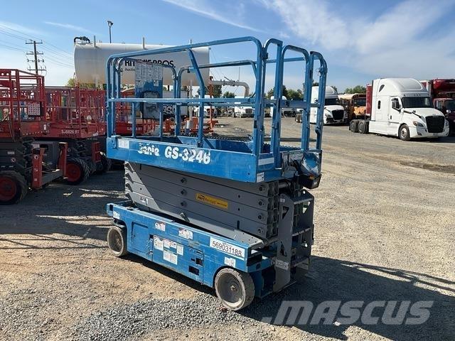 Genie GS-3246 剪叉式升降机