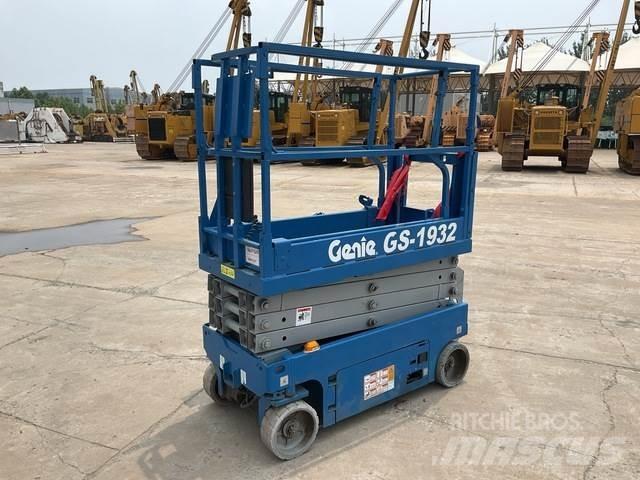 Genie GS1932 剪叉式升降机
