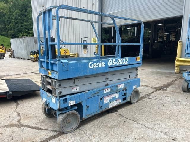 Genie GS2032 剪叉式升降机