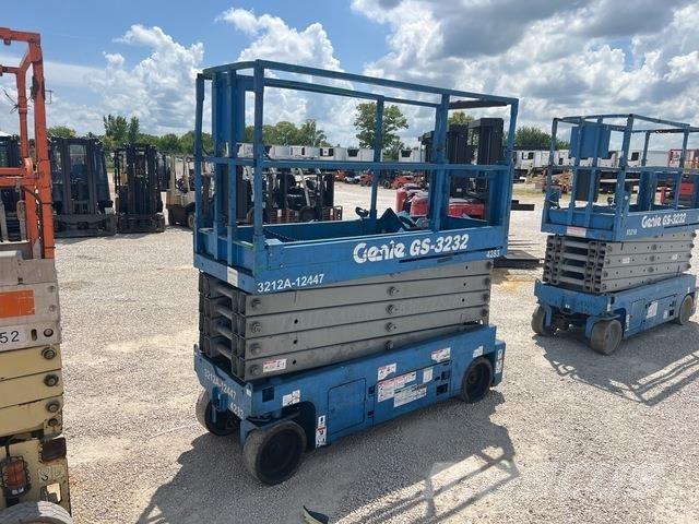 Genie GS3232 剪叉式升降机