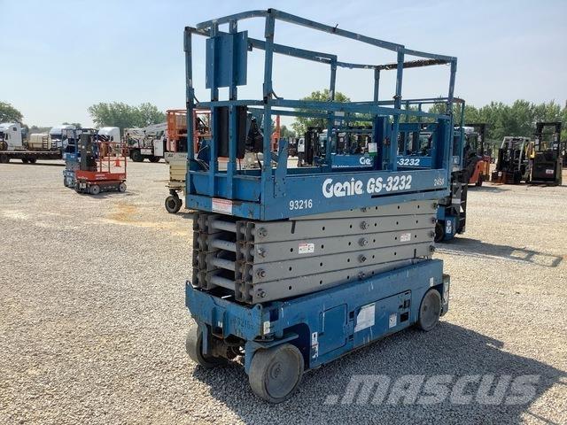 Genie GS3232 剪叉式升降机
