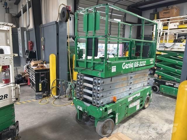 Genie GS3232 剪叉式升降机