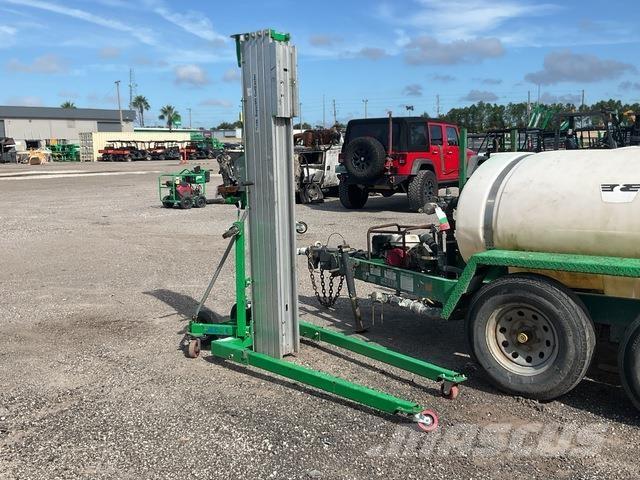 Genie SLC-24 吊车起重机、绞车吊货机和物料升降机