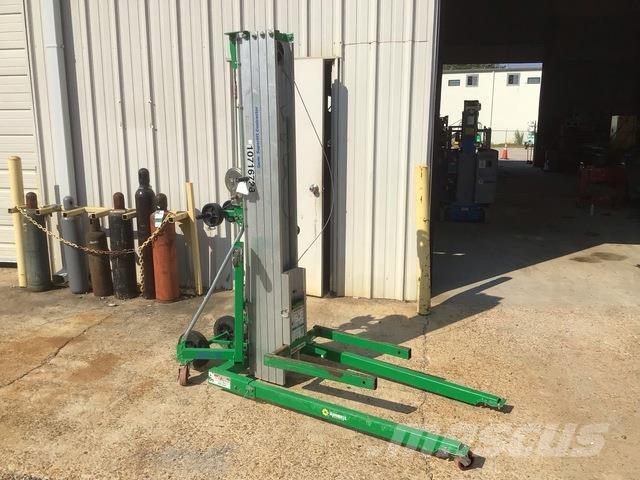 Genie SLC-24 吊车起重机、绞车吊货机和物料升降机