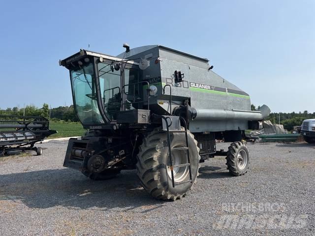 Gleaner R50 联合收割机