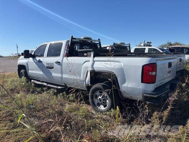 GMC 2500 HD 皮卡车