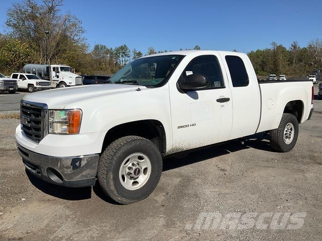 GMC 2500 HD 皮卡车