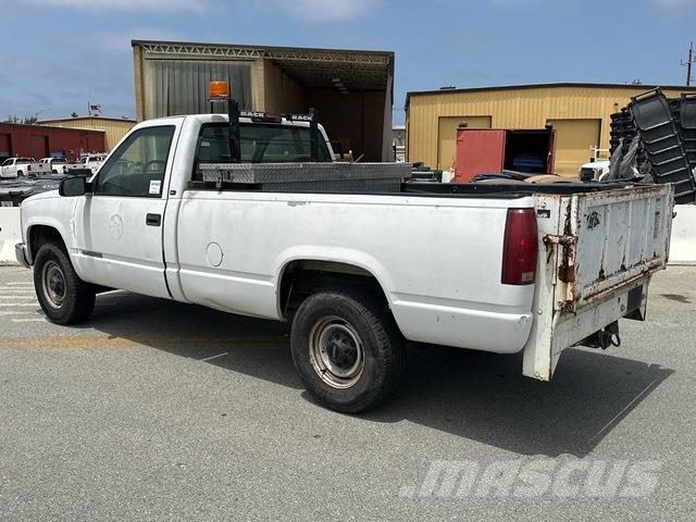 GMC 3500 皮卡车