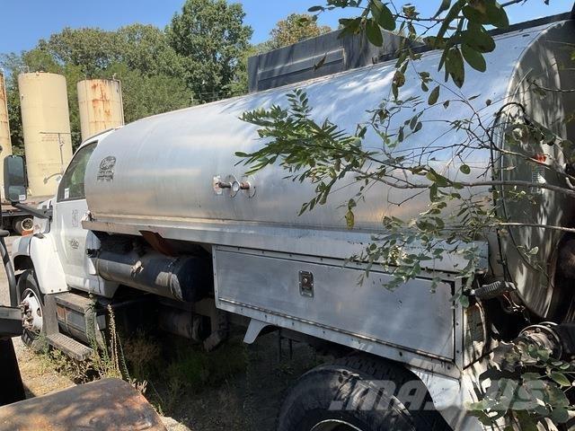 GMC 7500 混凝土搅拌车