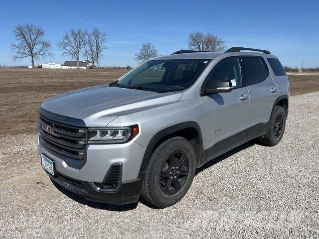 GMC Acadia 汽车