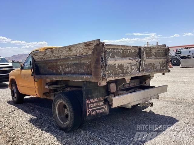 GMC C3500 自卸式货车