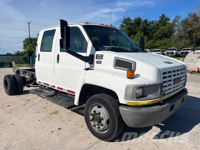 GMC C5500 驾驶室与内部