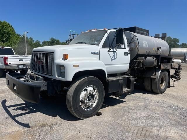 GMC C6500 混凝土搅拌车