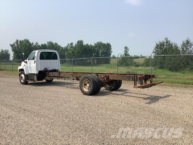 GMC C7500 驾驶室与内部