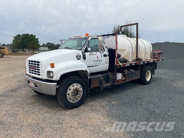GMC C7500 平板栏板货车