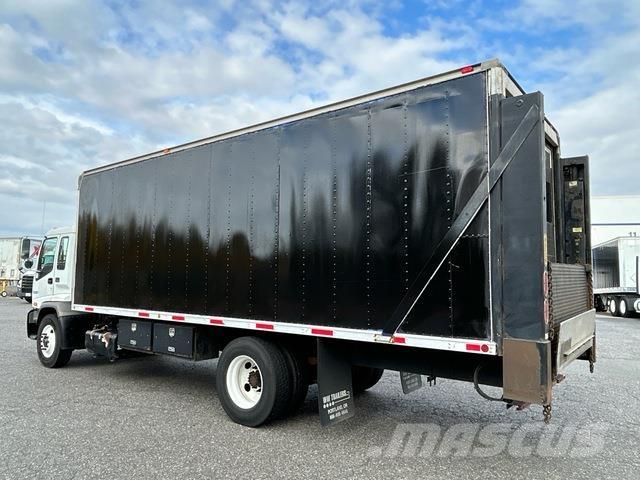 GMC T-Series 厢式货车