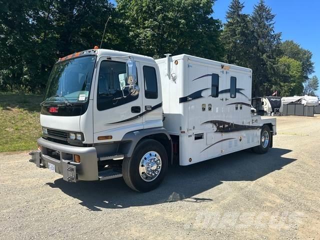 GMC T7500 铰接式自卸车