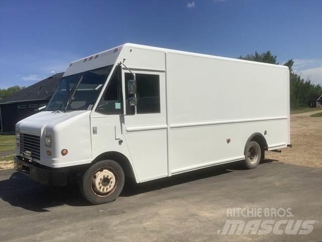 GMC Workhorse 商务面包车
