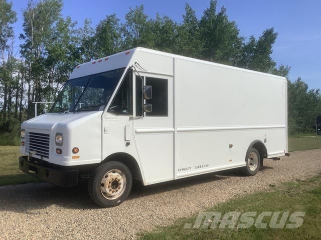 GMC Workhorse 商务面包车