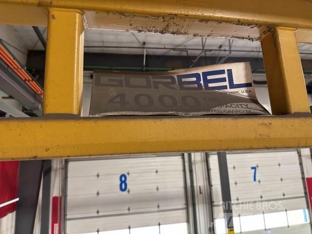  Gorbel 桥门式起重机