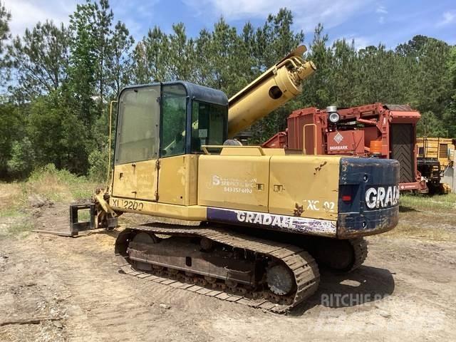 Gradall XL2200 履带挖掘机